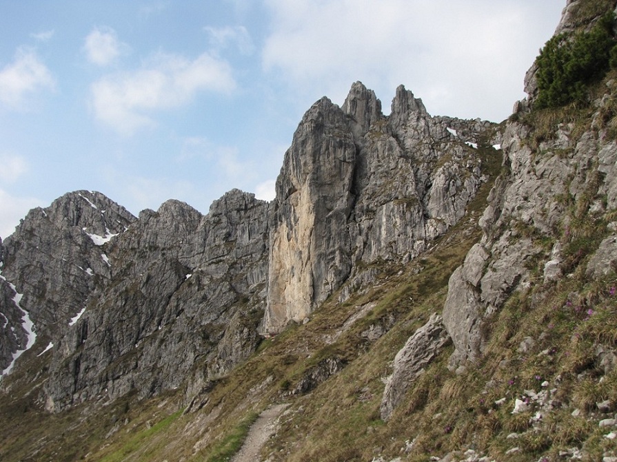 Rifugi e Bivacchi d''Italia.......